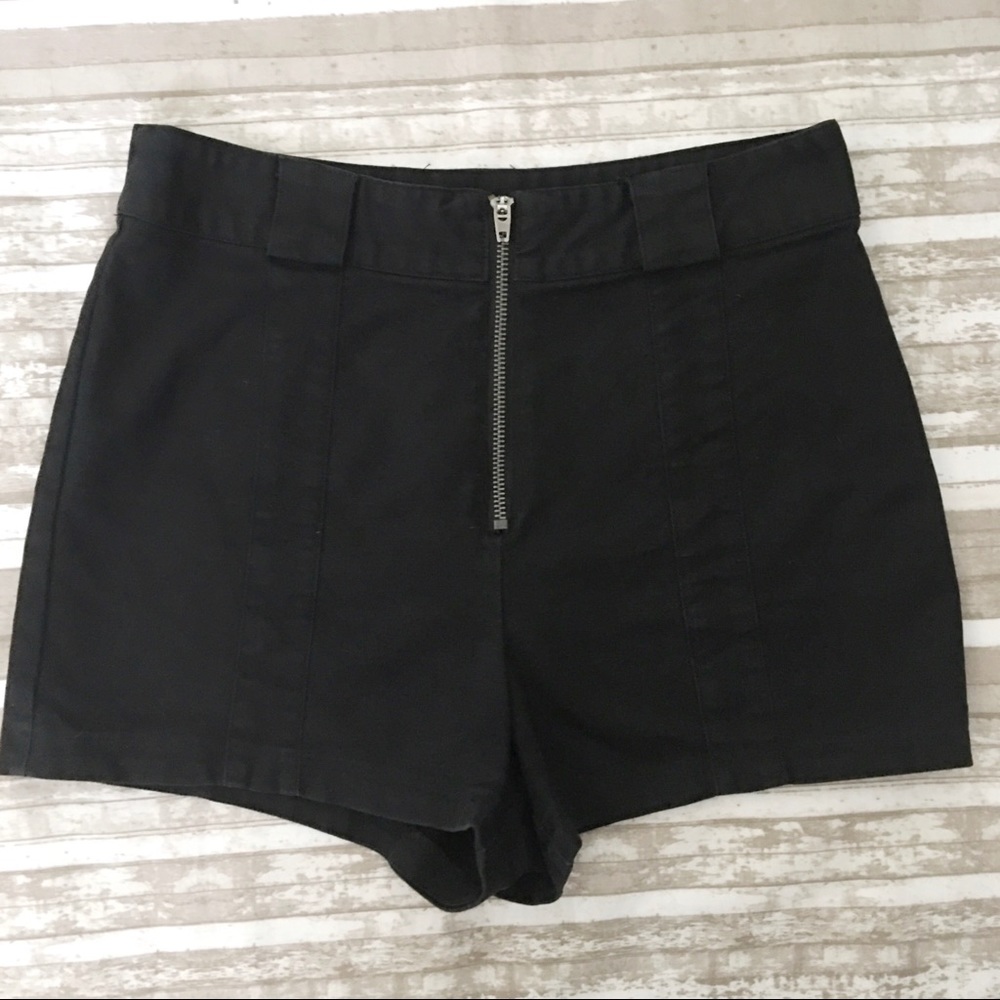Silence + Noise Front Zip Black Shorts